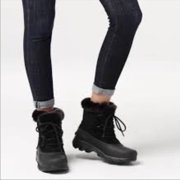 Sorel Shoes - Sorel black puffer sz 9 winter waterproof boots